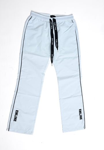 Design 173 -White/Black