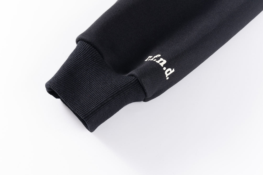 Design 157- Black/Cream